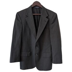 Vintage 90s Burberrys' Pure Wool Grey Pinstripe Blazer 40S